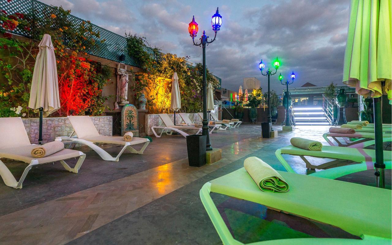 Hotel & Ryad Art Place Marrakech Marrakesh Eksteriør bilde Rooftop pool at the hotel